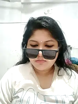 Snapshot of Nusrat-N chatting on 12.02.25 Nusrat-N online show from 12.02.25