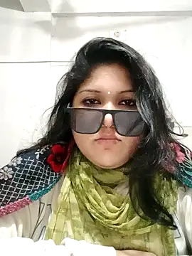 Snapshot of Nusrat-N chatting on 12.04.25 Nusrat-N online show from 12.04.25