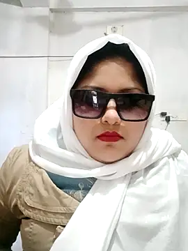 Snapshot of Nusrat-N chatting on 01.06.26 Nusrat-N online show from 01.06.26