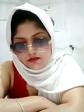 Snapshot of Nusrat-N chatting on 03.08.26 Nusrat-N online show from 03.08.26