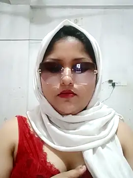 Snapshot of Nusrat-N chatting on 03.10.26 Nusrat-N online show from 03.10.26