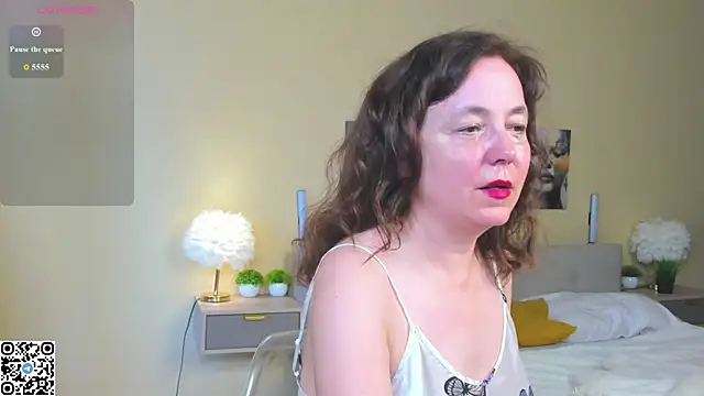 Kira Adler online show from 06.07.26