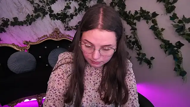 SophieDreamss online show from 10.10.25