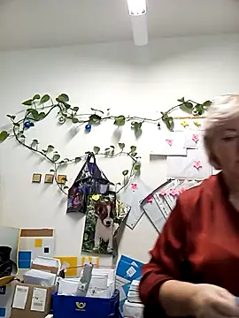 Snapshot of TerezaVelvet chatting on 10.08.25 TerezaVelvet online show from 10.08.25