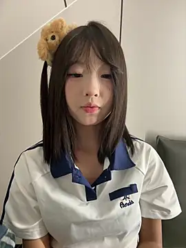 Snapshot of lelebaybay888 chatting on 10.16.25 lelebaybay888 online show from 10.16.25