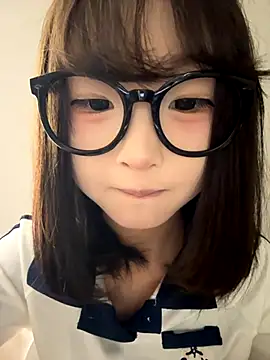 Snapshot of lelebaybay888 chatting on 11.07.25 lelebaybay888 online show from 11.07.25