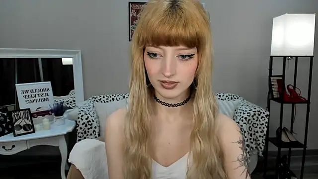 MistyMarlo online show from 05.02.26