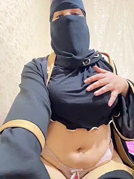 Snapshot of _Laiali_ chatting on 11.06.25 Laiali online show from 11.06.25