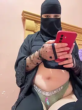 Snapshot of _Laiali_ chatting on 02.10.26 Laiali online show from 02.10.26