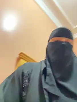 Snapshot of _Laiali_ chatting on 02.19.26 Laiali online show from 02.19.26