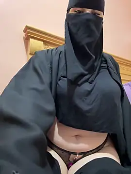 Snapshot of _Laiali_ chatting on 03.05.26 Laiali online show from 03.05.26