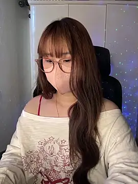 Meowyeuk6 online show from 05.22.26