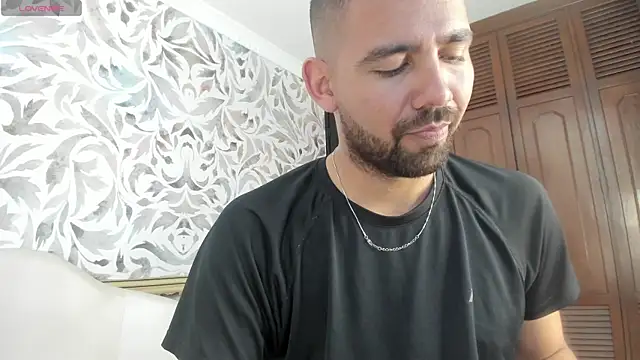 Snapshot of magnus_serket chatting on 01.15.26 magnus serket online show from 01.15.26