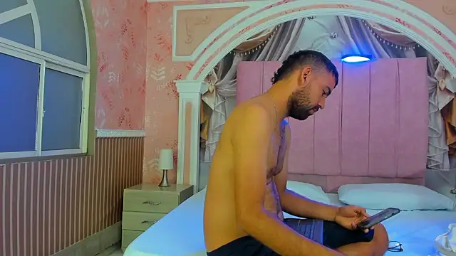 Snapshot of magnus_serket chatting on 02.13.26 magnus serket online show from 02.13.26