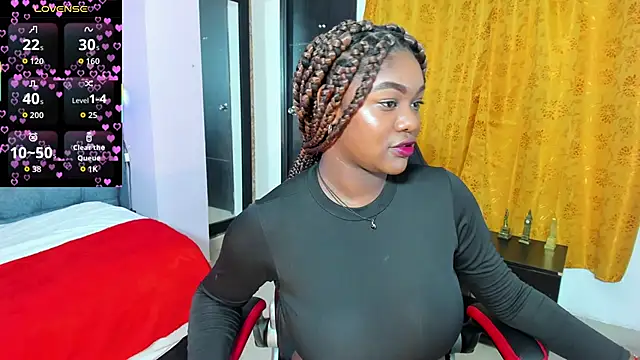 Snapshot of Keishe_ chatting on 12.15.25 Keishe online show from 12.15.25