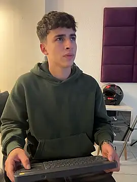 AdrianRinaldi online show from 01.07.26