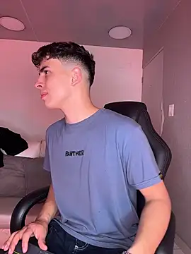 AdrianRinaldi online show from 03.05.26