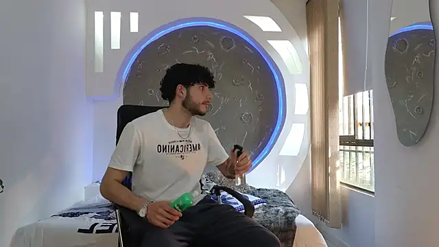 Rafael Mendezz online show from 10.29.25