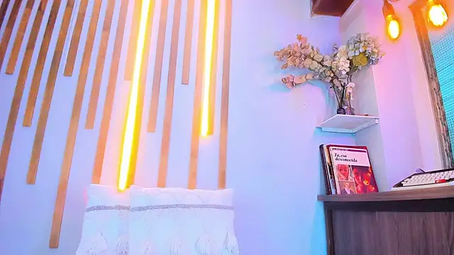 Jennifer Vega1 online show from 11.06.25