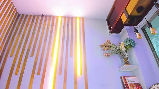 Jennifer Vega1 online show from 11.14.25