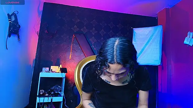 Sweettpleasure online show from 11.23.25