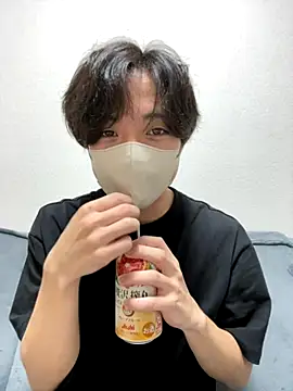 Yuma0718 online show from 09.28.25