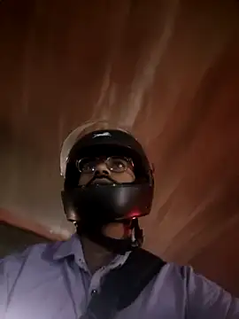 Snapshot of YoursThickDick chatting on 10.16.25 YoursThickDick online show from 10.16.25