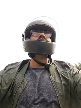 Snapshot of YoursThickDick chatting on 11.29.25 YoursThickDick online show from 11.29.25