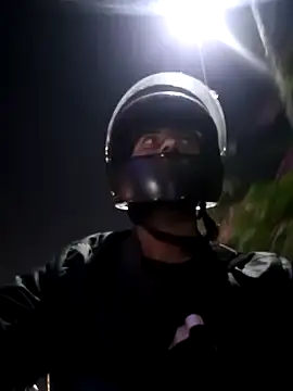 Snapshot of YoursThickDick chatting on 12.03.25 YoursThickDick online show from 12.03.25