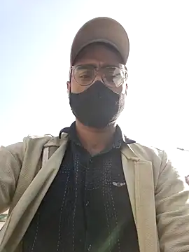 Snapshot of YoursThickDick chatting on 12.14.25 YoursThickDick online show from 12.14.25