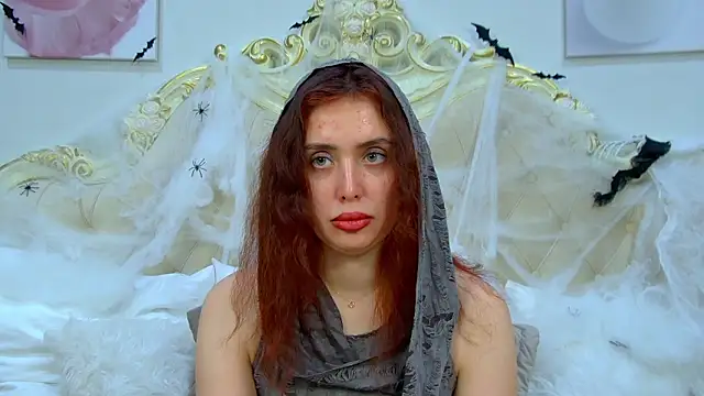 Snapshot of SherryBaers chatting on 10.28.25 SherryBaers online show from 10.28.25