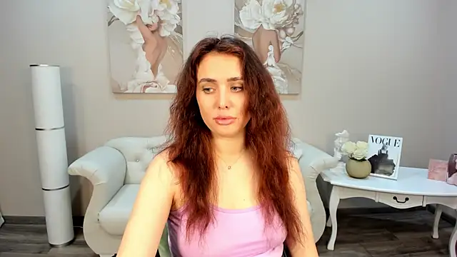 Snapshot of SherryBaers chatting on 11.08.25 SherryBaers online show from 11.08.25