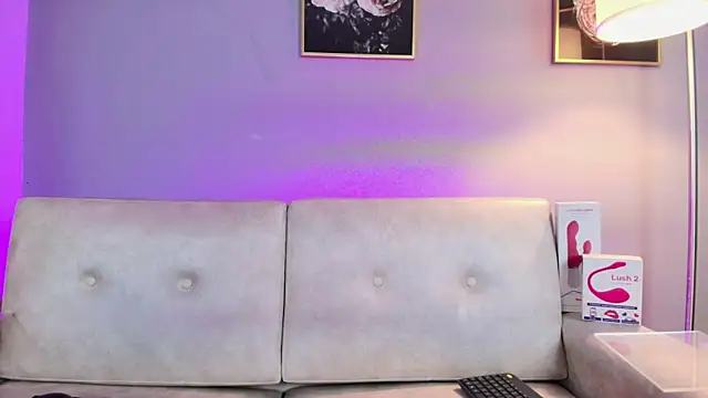 SweetEuphoria  online show from 12.17.25