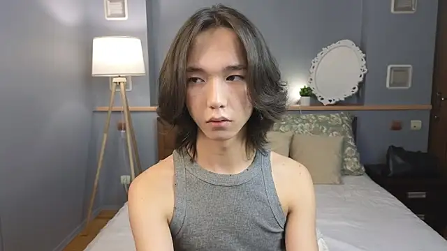 Snapshot of okerriella chatting on 09.20.25 okerriella online show from 09.20.25