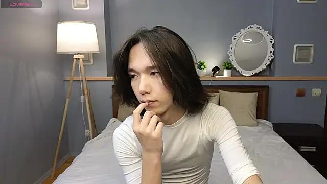 Snapshot of okerriella chatting on 10.08.25 okerriella online show from 10.08.25