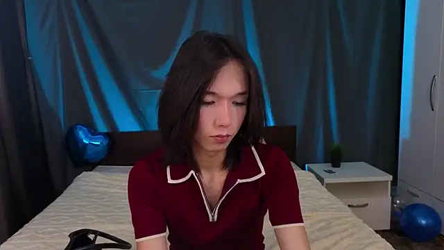 Snapshot of okerriella chatting on 11.09.25 okerriella online show from 11.09.25