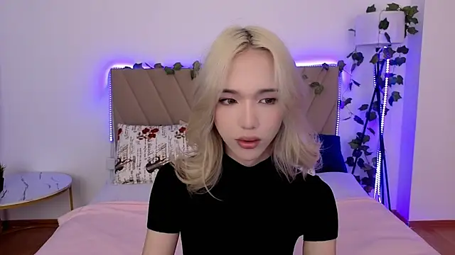 okerriella online show from 06.04.26