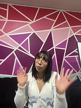 Snapshot of Niina_Sissy chatting on 09.13.25 Niina Sissy online show from 09.13.25