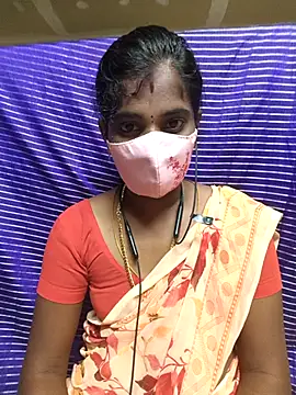 Snapshot of Tamil_Jillu chatting on 11.10.25 Tamil Jillu online show from 11.10.25