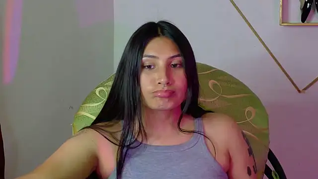 Snapshot of Linda_andrew chatting on 02.19.26 Linda andrew online show from 02.19.26