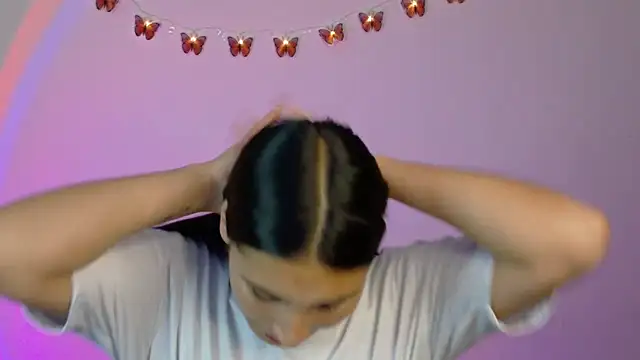 Snapshot of Linda_andrew chatting on 03.18.26 Linda andrew online show from 03.18.26