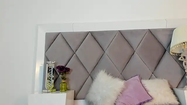 GiadaRizzo online show from 11.28.25