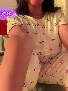 Snapshot of OnlyRima chatting on 01.08.26 OnlyRima online show from 01.08.26