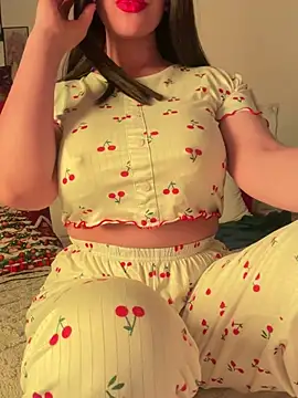 Snapshot of OnlyRima chatting on 02.03.26 OnlyRima online show from 02.03.26