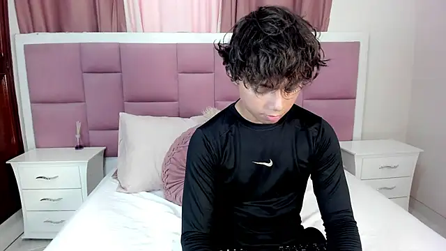 Honeymoon sariel online show from 07.17.26