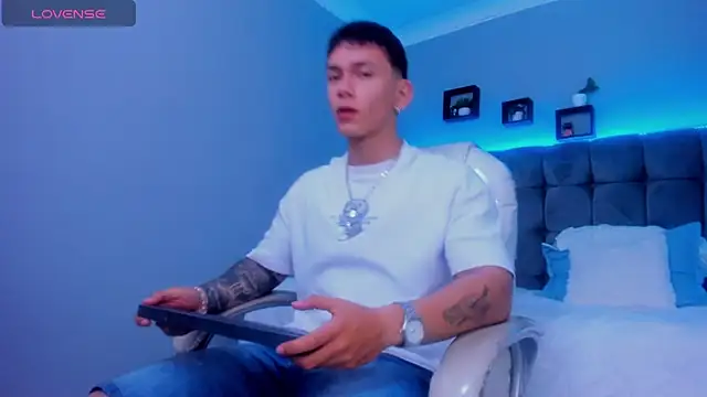 Thomas moon online show from 11.30.25