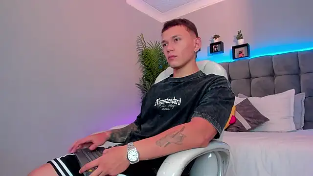 Thomas moon online show from 05.09.26