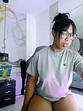 Elowen Clark online show from 09.30.25