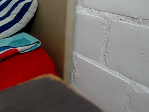 blondehotsquirt online show from 02.15.26