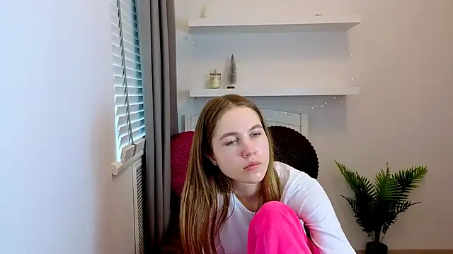 Spicy Lexi online show from 05.15.26